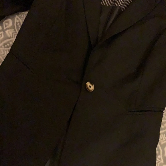 Black Blazer - Picture 8 of 9